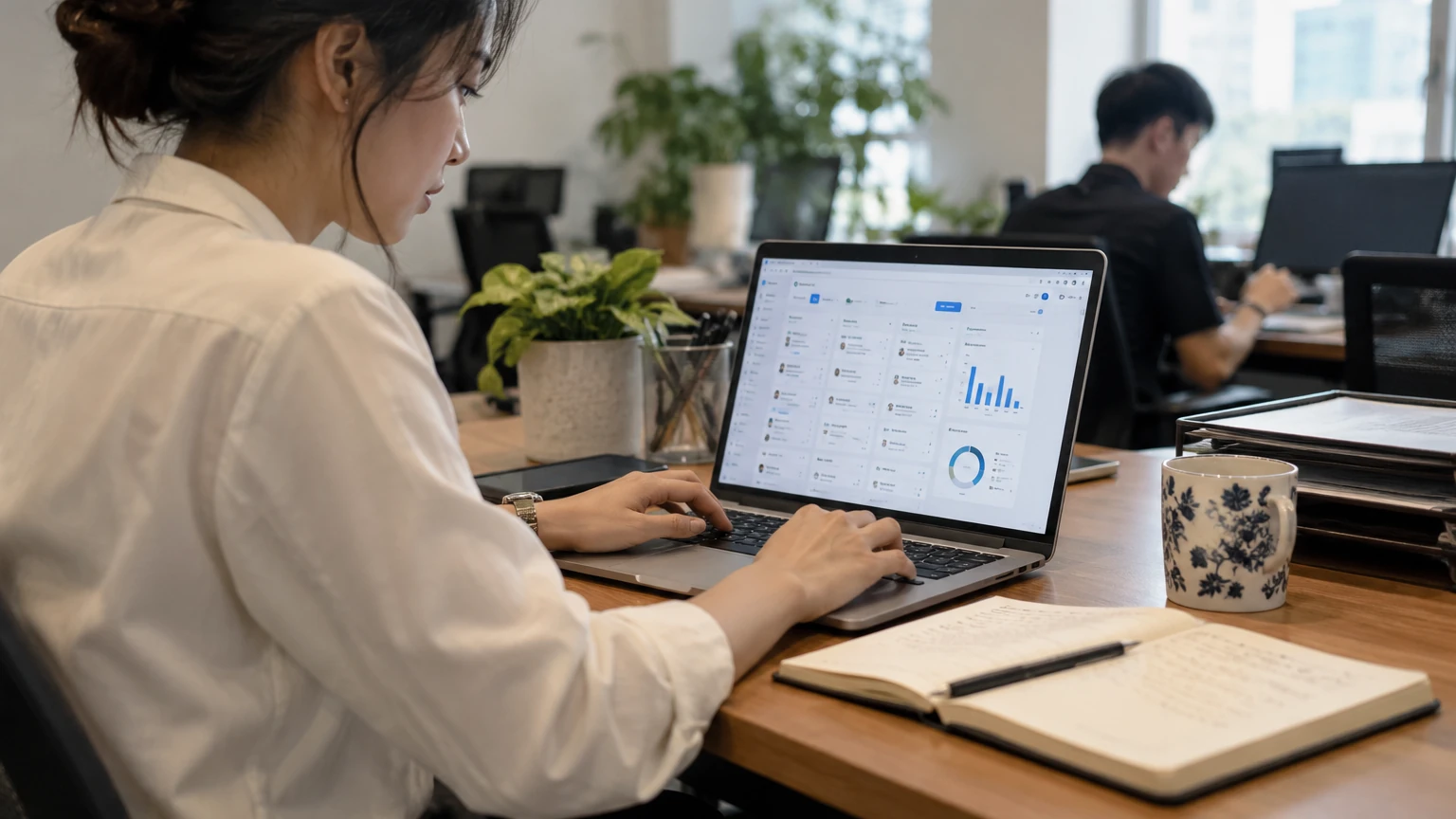 CRM quản lý khách hàng và bán hàng